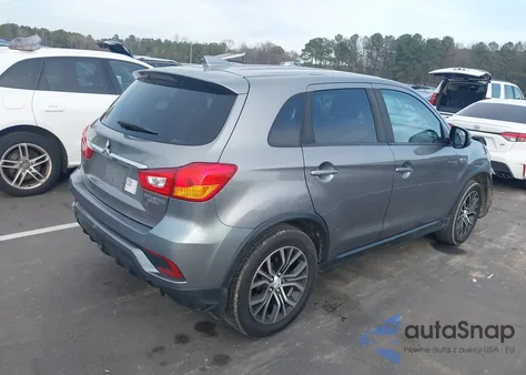 2018 Mitsubishi Outlander Sport 2.0 Es z USA, uszkodzony, nr VIN JA4AR3AU8JU012673